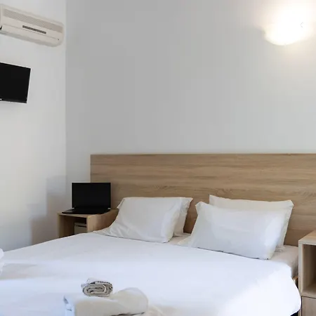 Wilde Rose Hotel Dassia (Corfu)