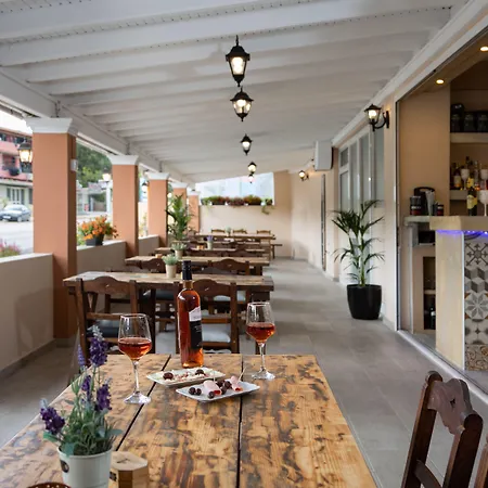 Wilde Rose Hotel Dassia (Corfu)